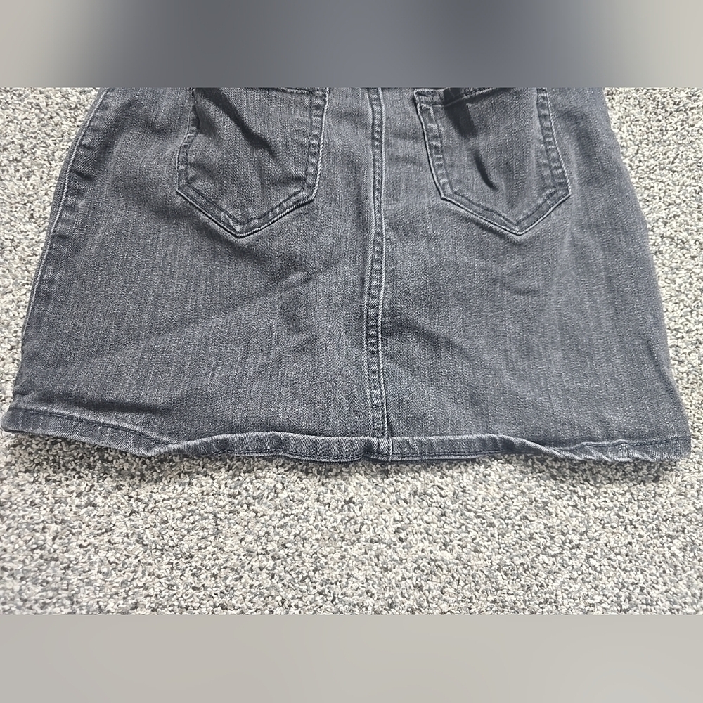 Abercrombie Kids Dark Gray Denim Skirt Button Accent Size 9/10 Girls - Picture 4 of 9
